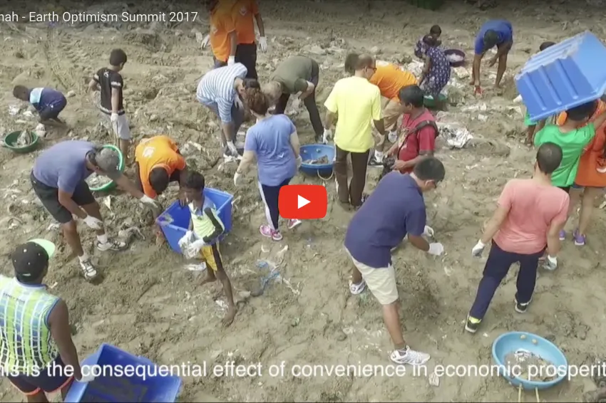 Afroz Shah spoke at the 2017 Earth Optimism Summit in Washington, DC about the largest beach cleanup in the world that he led on the beaches of Mumbai, India
