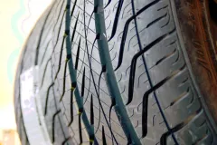 a close up view of the treads on a car tire